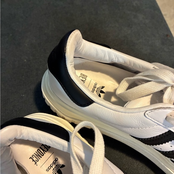 Adidas X Beyoncé Women's White and Black Superstar Platform Sneakers - Picture 4 of 5